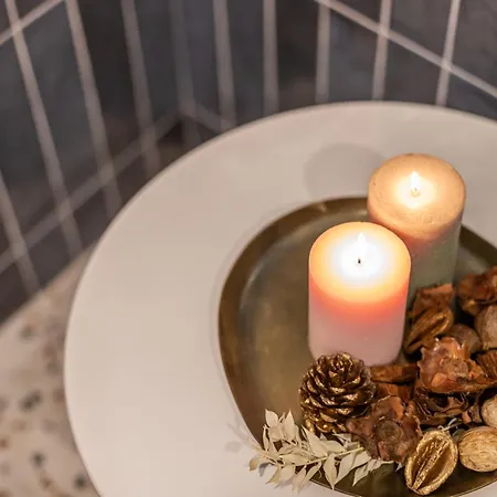 Ambra - Liberty At The Imperial Forums 로마