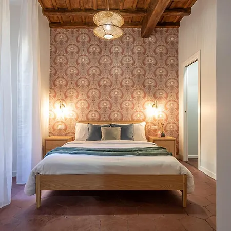 Ambra - Liberty At The Imperial Forums *