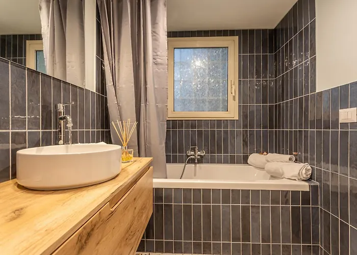 Ambra - Liberty At The Imperial Forums Apartman *