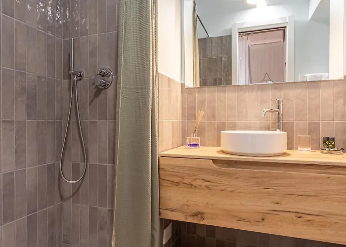 Ambra - Liberty At The Imperial Forums Róma