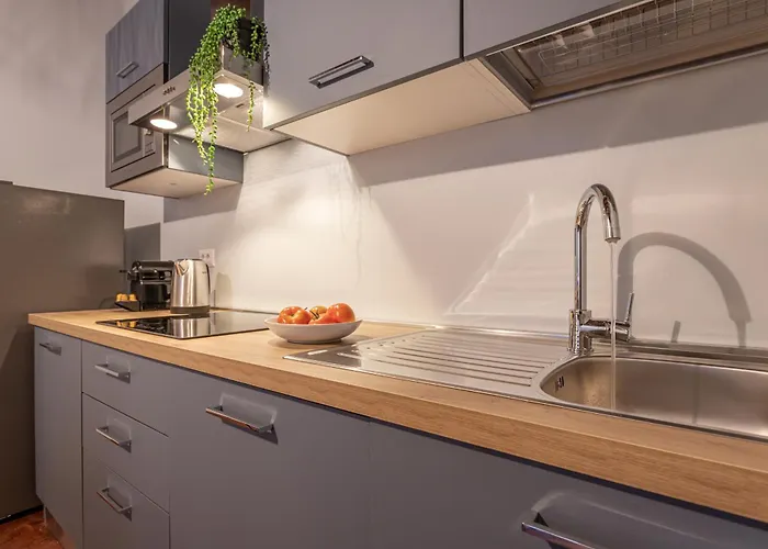 Ambra - Liberty At The Imperial Forums Apartman *