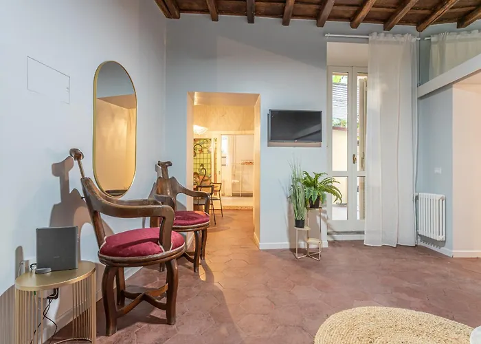 Ambra - Liberty At The Imperial Forums