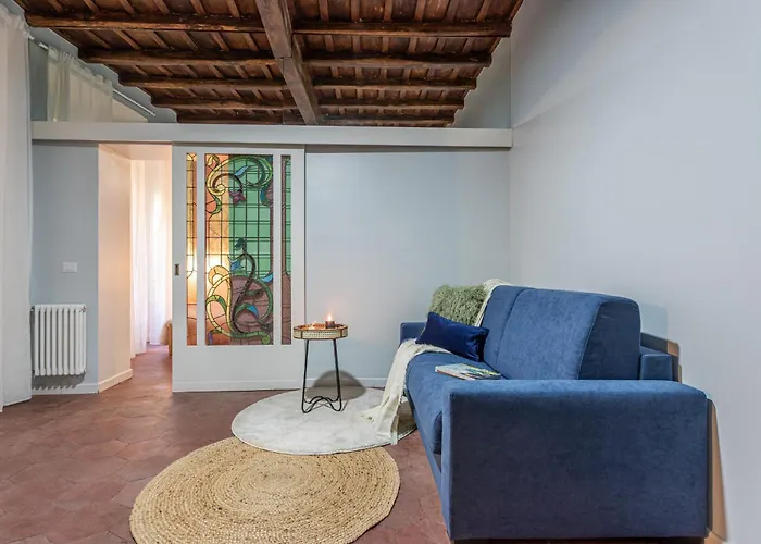 Ambra - Liberty At The Imperial Forums Róma